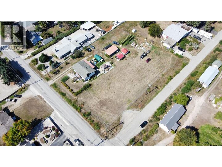 Property Photo:  505 Bx Road  BC V1B 3H9 