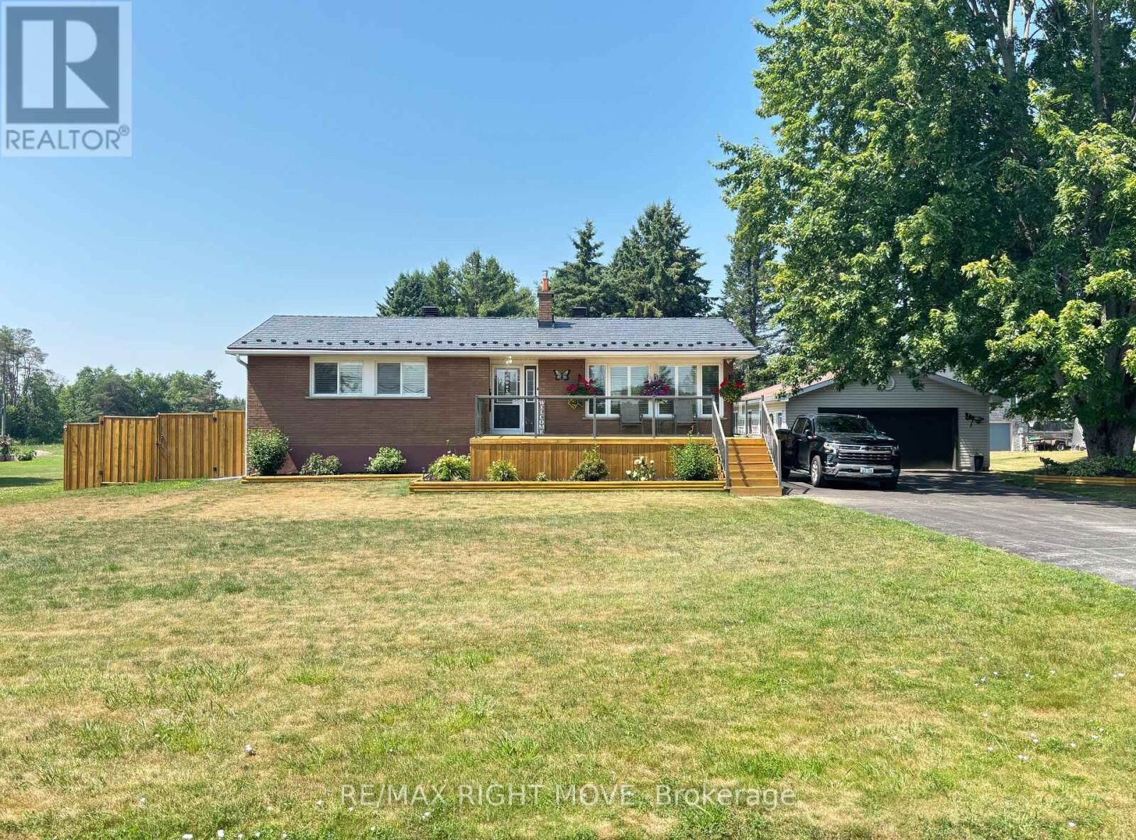 Property Photo: 116 Mill Street East ON L0L 1V0