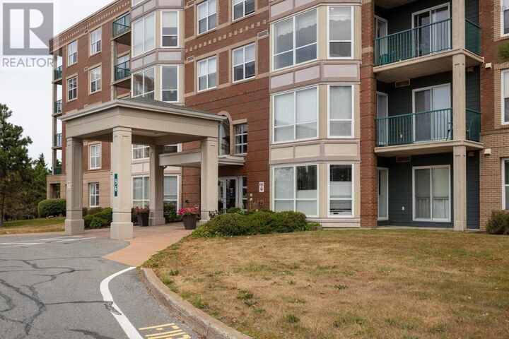 405 Regency Park Drive  Halifax NS B3S 1S5 photo