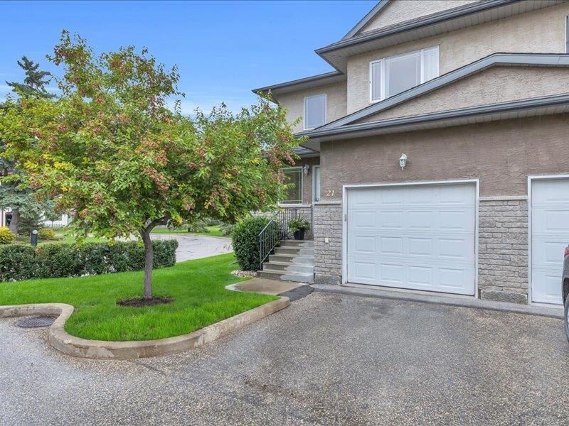 Property Photo: 45 Grandmont Boulevard MB R3V 0A1