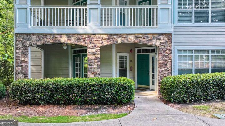 Property Photo: 217 Edinburgh Court GA 30004