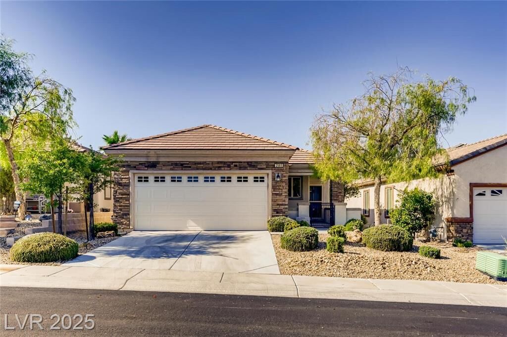 Property Photo: 2581 Palentina Street NV 89044