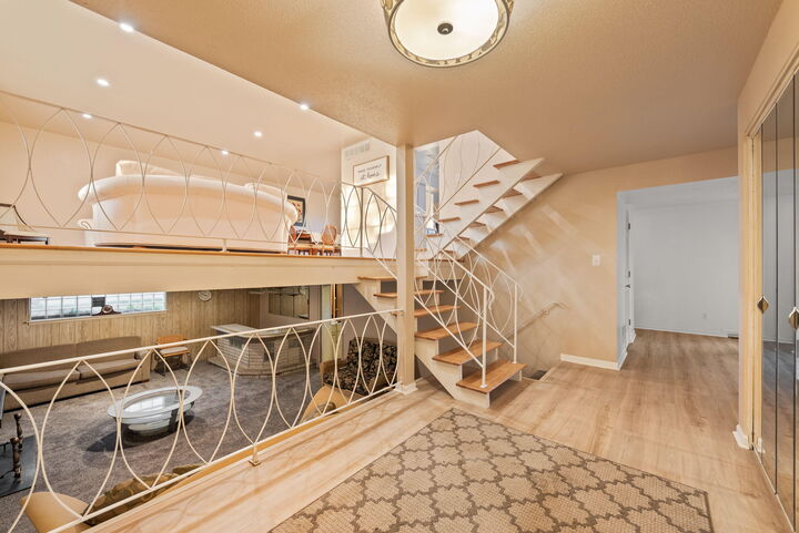 Property Photo: 551 N Union Place IN 46403