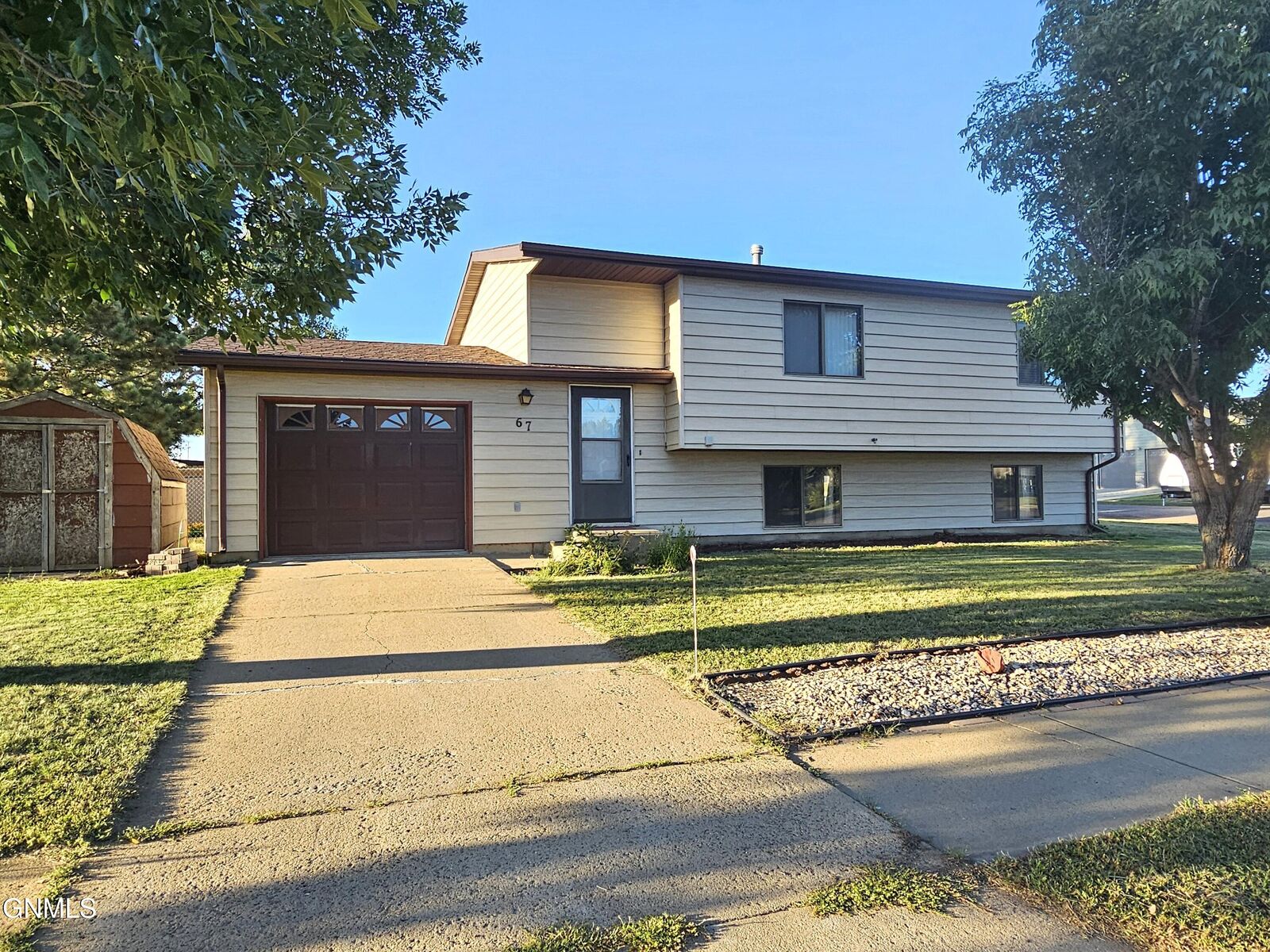 Property Photo:  67 17 Street E  ND 58601 