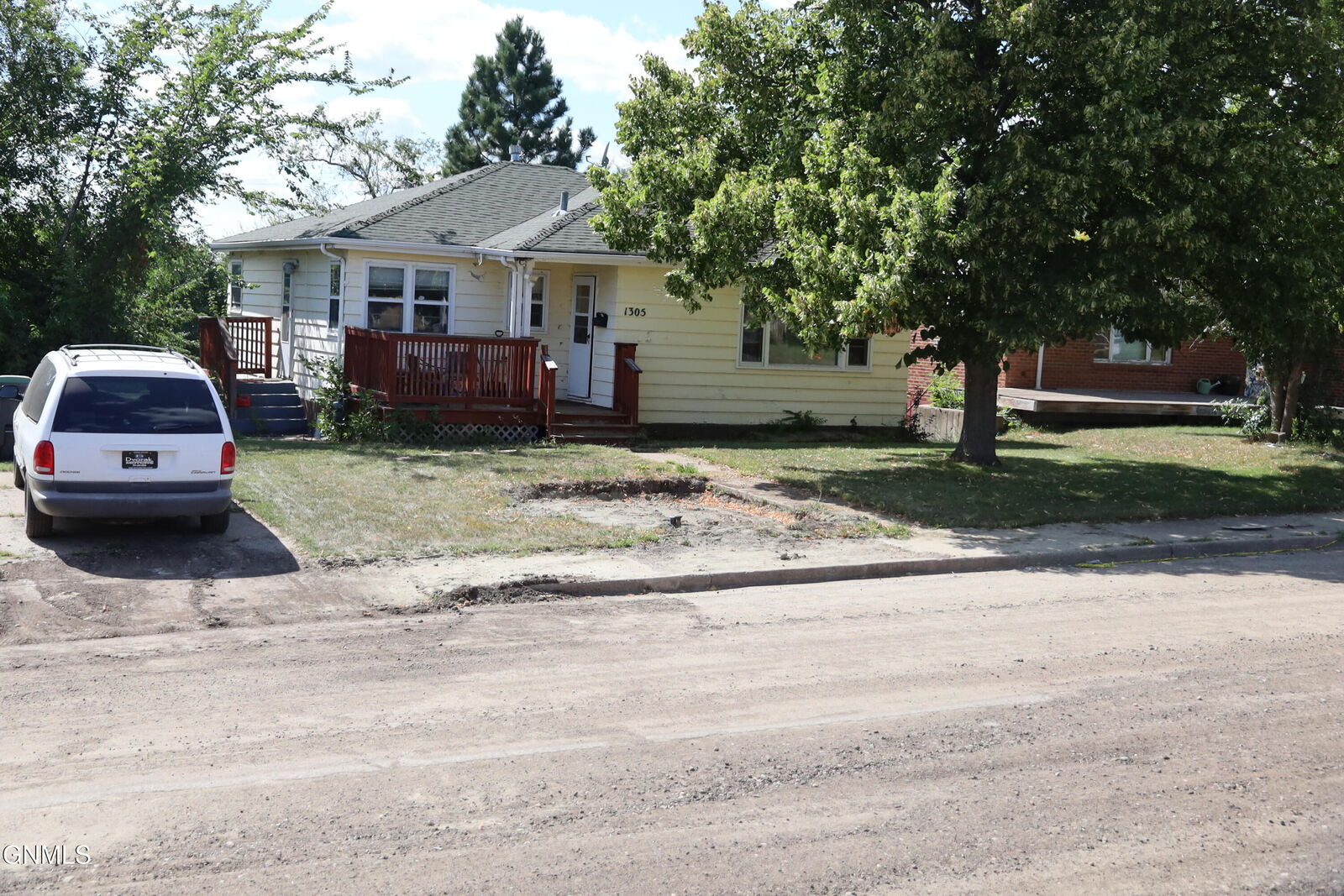 Property Photo: 1305 Monte Drive ND 58554