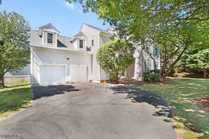 23 Hansom Rd  Bernards Twp. NJ 07920 photo