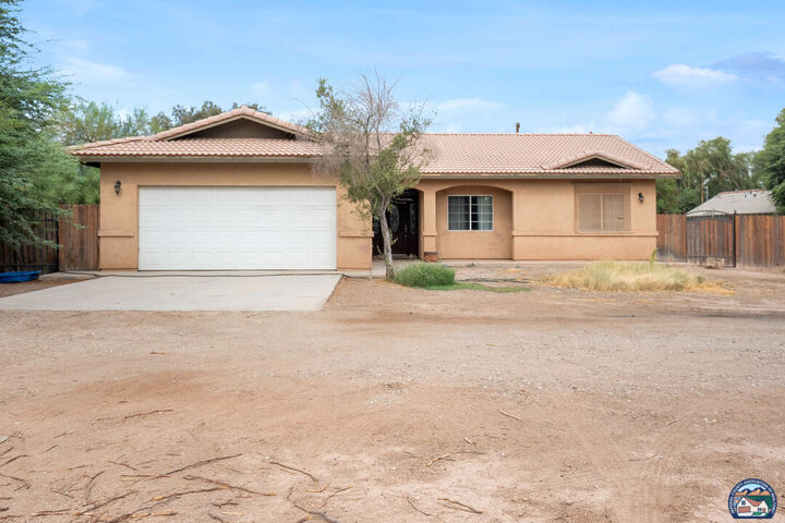 Property Photo: 1829 E Thiesen Rd CA 92250