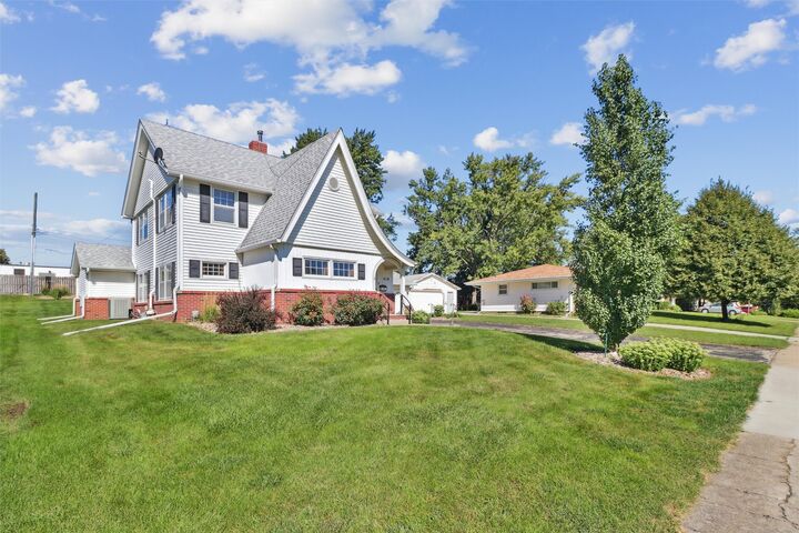 418 SE Grant Street  Ankeny IA 50021 photo