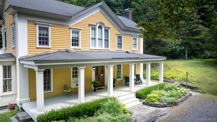 Property Photo:  37 Morehouse Lane  NY 12571 