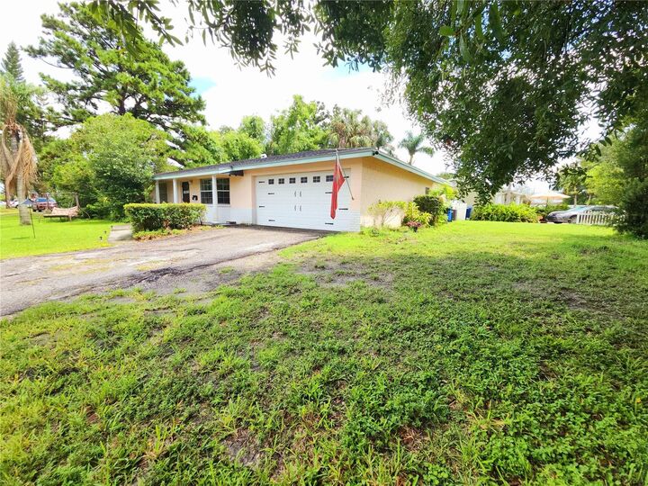 Property Photo: 1984 64th Avenue N FL 33702
