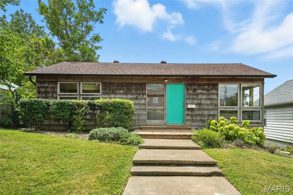 Property Photo:  6682 W Park Avenue  MO 63139 