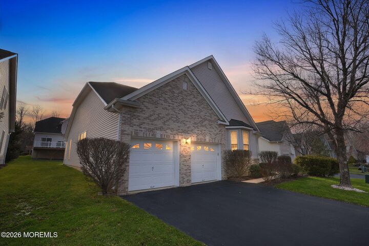 Property Photo:  211 Bradwick Way  NJ 07746 