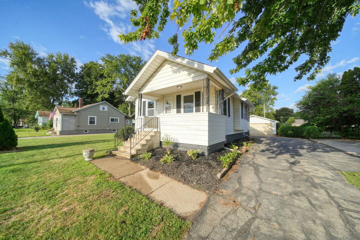 Property Photo: 540 Fern Avenue MI 49202