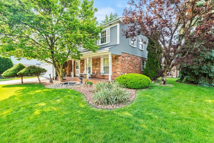 620 W 58th Street  Westmont IL 60559 photo