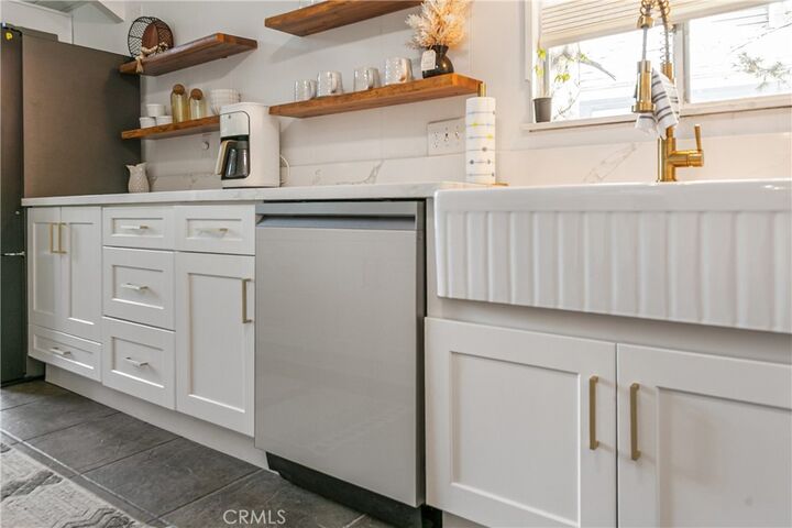 Property Photo:  628 Rose Lane  CA 92391 