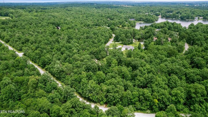 Property Photo:  23132315 White Horse Drive  TN 38572 