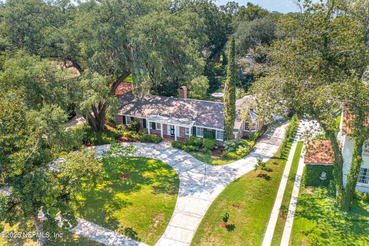 Property Photo:  1820 Shadowlawn Street  FL 32205 