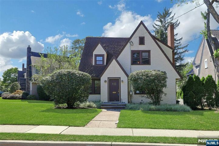 394 Ackerman Avenue  Glen Rock NJ 07452 photo