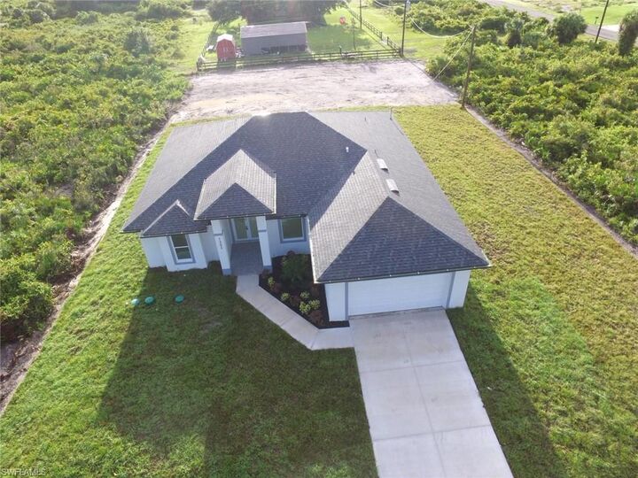 Property Photo:  1302 Plumosa Ave  FL 33972 
