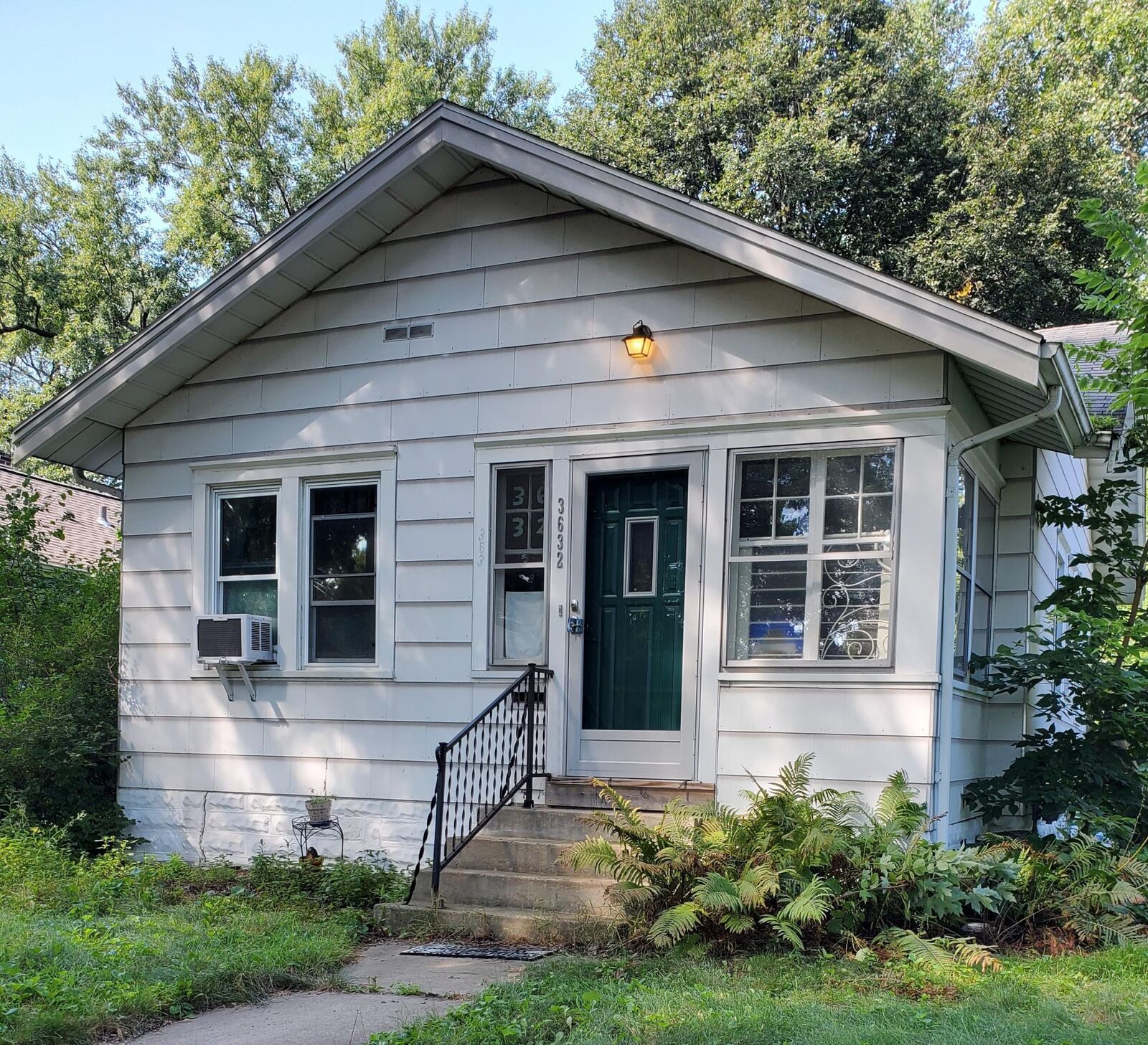 Property Photo:  3632 43rd Avenue S  MN 55406 