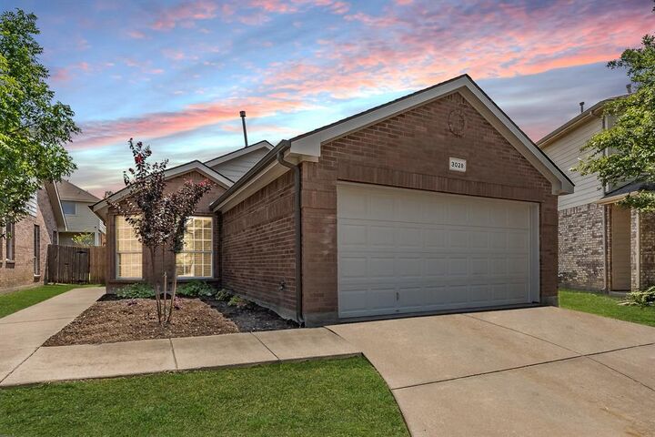 Property Photo:  3028 Thicket Bend Court  TX 76244 