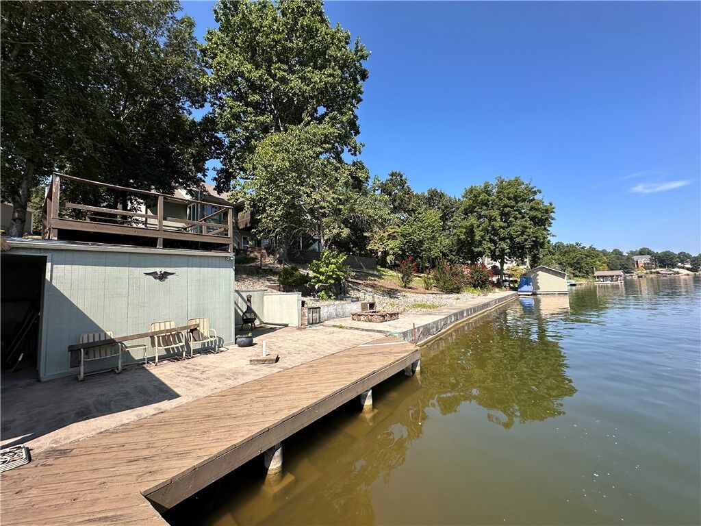 Property Photo: 24 Waterside Lane AR 72715