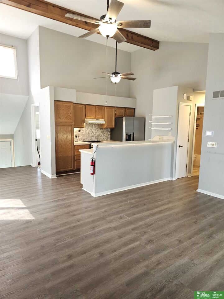 Property Photo: 19911 Robinhood Lane 116 NE 68048