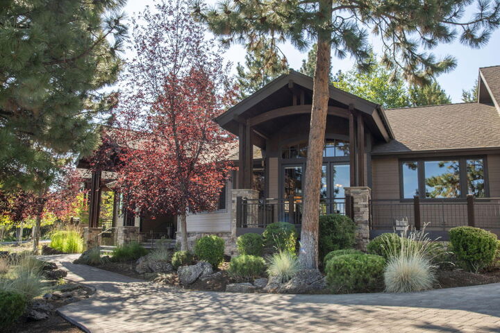 Property Photo:  3352 NW Windwood Way  OR 97703 