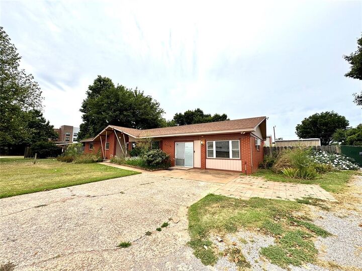 Property Photo: 2804 S 4th Street OK 73018