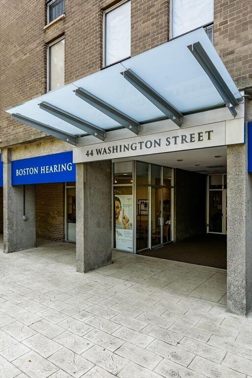 Property Photo:  44 Washington St 1103  MA 02445 