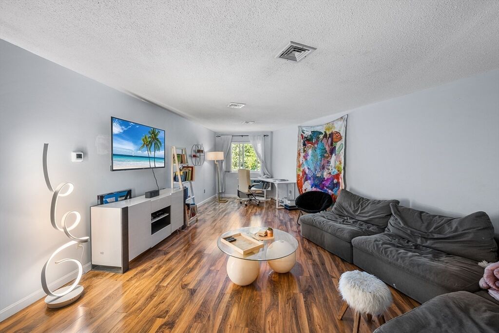 Property Photo:  42 Loomis St 217  MA 02148 