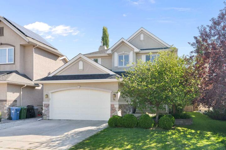 Photo de la propriété: 46 Tuscany Glen Way NW AB T3L 2V8