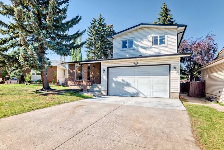 Photo de la propriété: 19 Templeridge Place NE AB T1Y 4E4