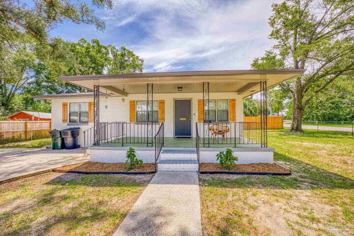 913 W Hernandez St  Pensacola FL 32501 photo