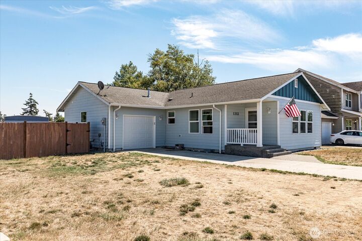1312 NW Kathleen Drive  Oak Harbor WA 98277 photo