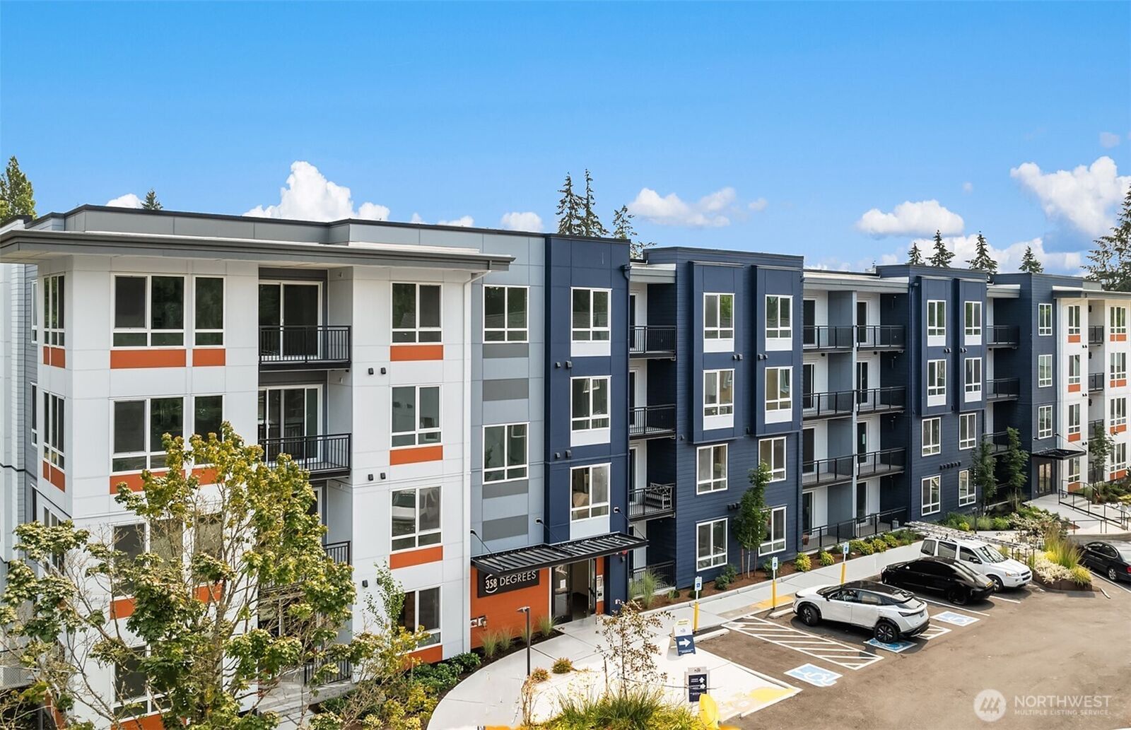 Property Photo:  14598  Westminster Way N 106  WA 98133