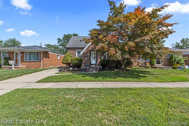 Property Photo: 6720 N Lafayette Street MI 48127