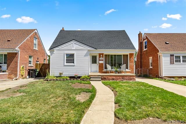 Property Photo: 10045 Ruth Avenue MI 48101