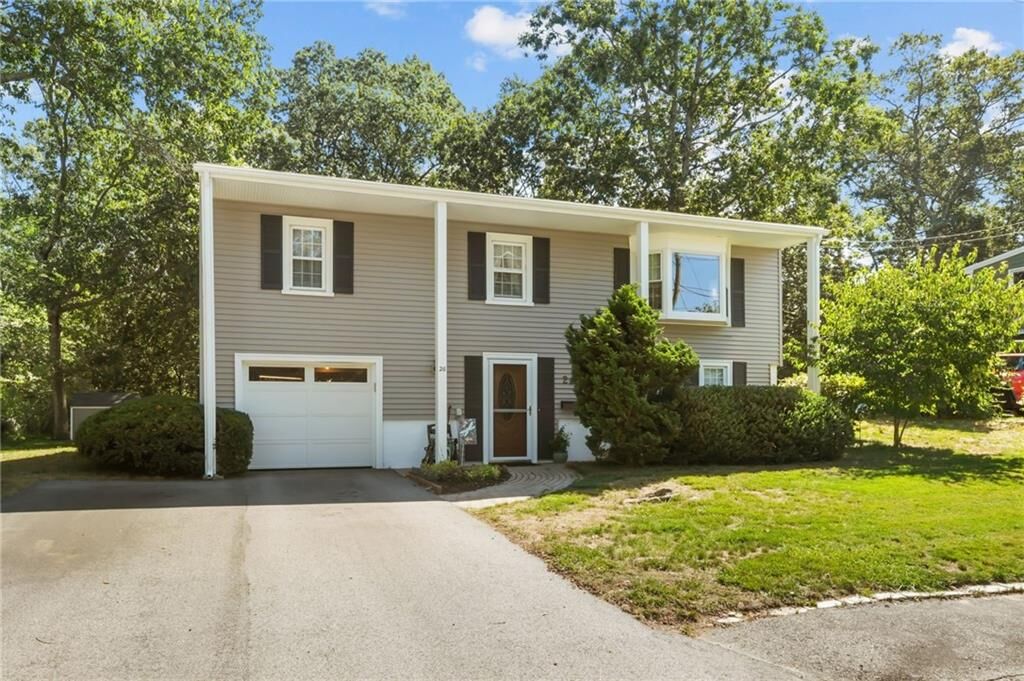 Property Photo:  26 Lloyd Drive  RI 02816 