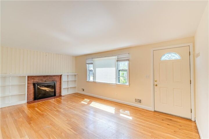 Property Photo: 186 Heritage Road RI 02852