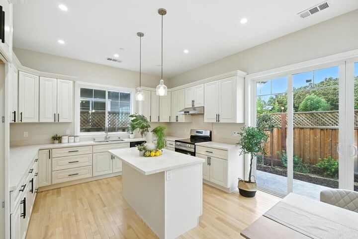 Property Photo: 1329 Elam Avenue CA 95008