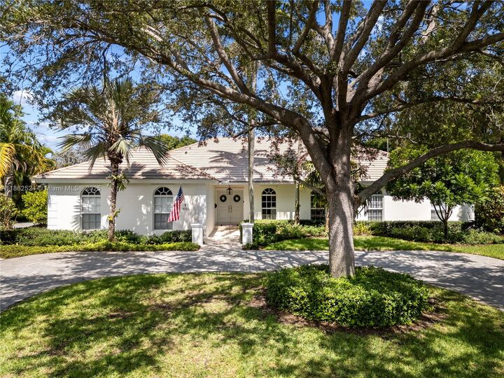 16121 SW 83rd Ave  Palmetto Bay FL 33157 photo