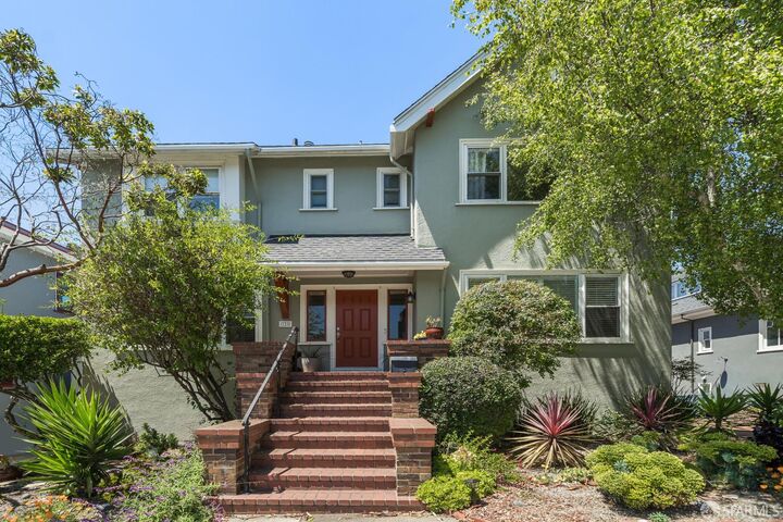 Property Photo:  320 Wawona Street  CA 94127 