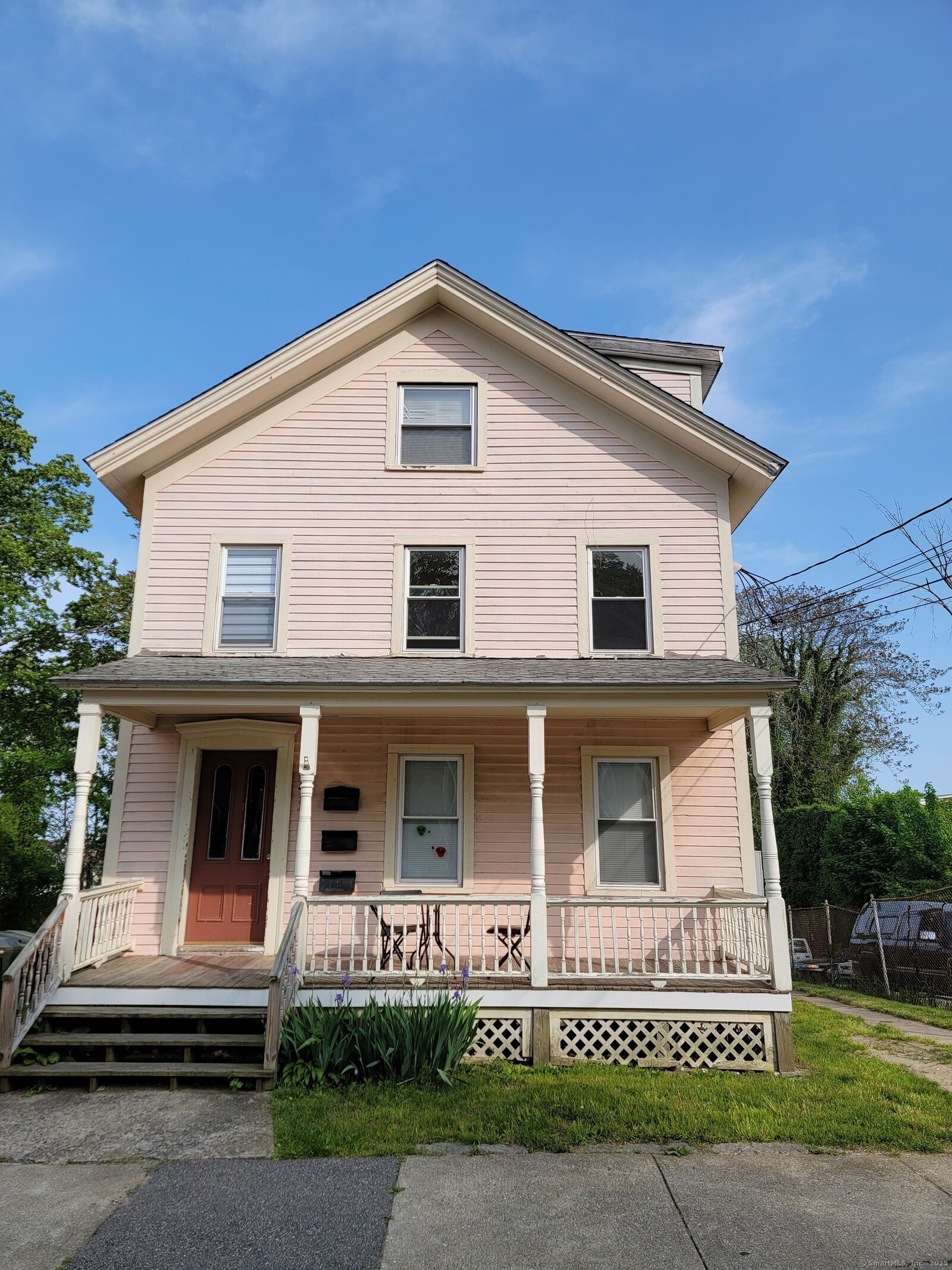 Property Photo: 28 Hope Street CT 06320