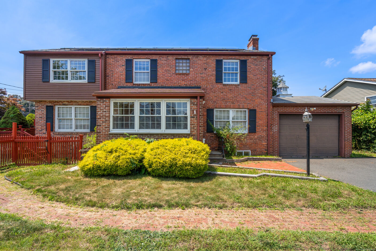 Property Photo: 1 Charles Street CT 06082