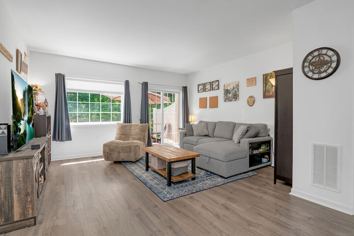 Property Photo:  14 Great Oak Ridge Way 14  CT 06483 