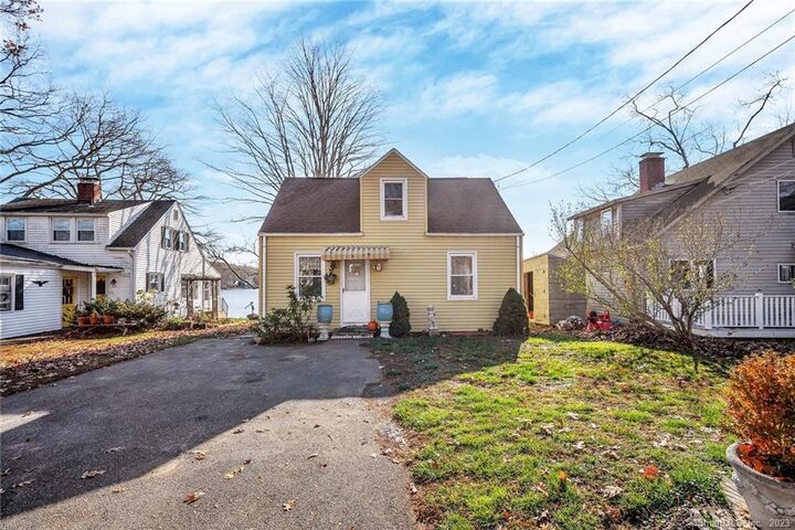 Property Photo:  23 Shore Drive  CT 06371 