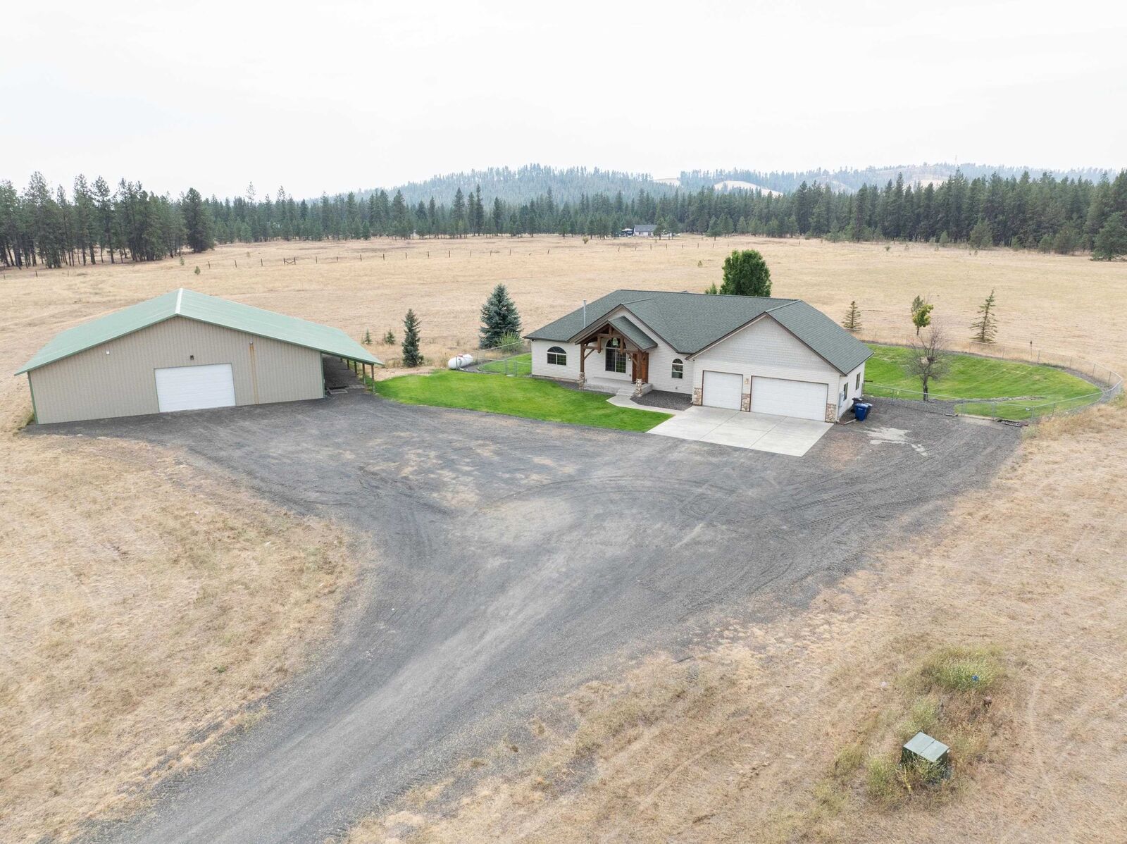 Property Photo: 9326 S Spotted Rd WA 99004