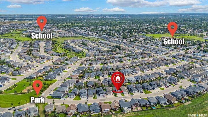 Property Photo: 250 McCallum Way SK S7R 0H7