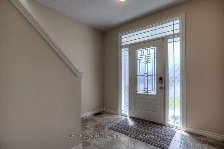 Property Photo: 8 Chamberlain Avenue ON N5C 3B3